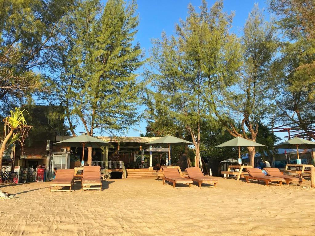 Hotel Good Heart Gili Trawangan Esterno foto