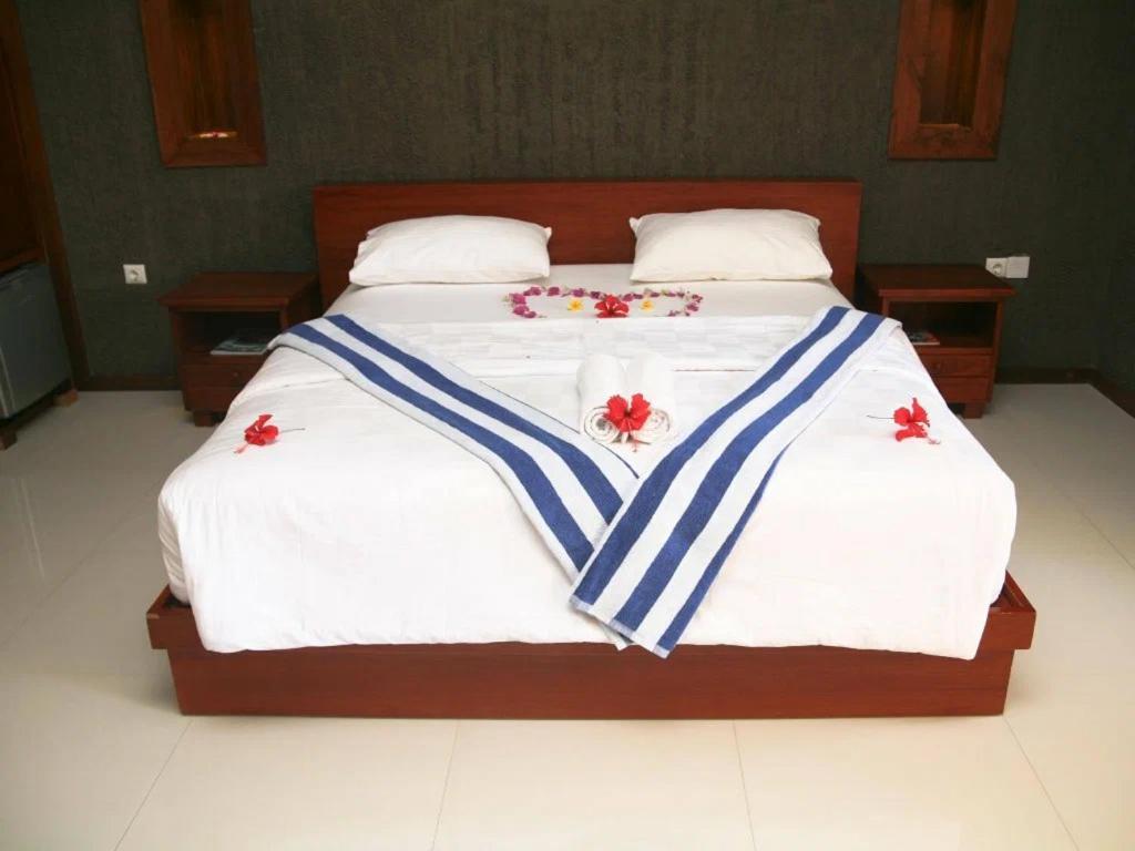 Hotel Good Heart Gili Trawangan Esterno foto