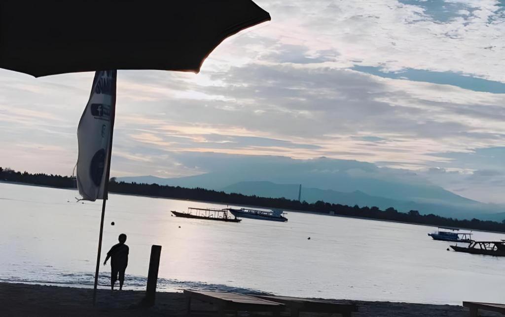 Hotel Good Heart Gili Trawangan Esterno foto