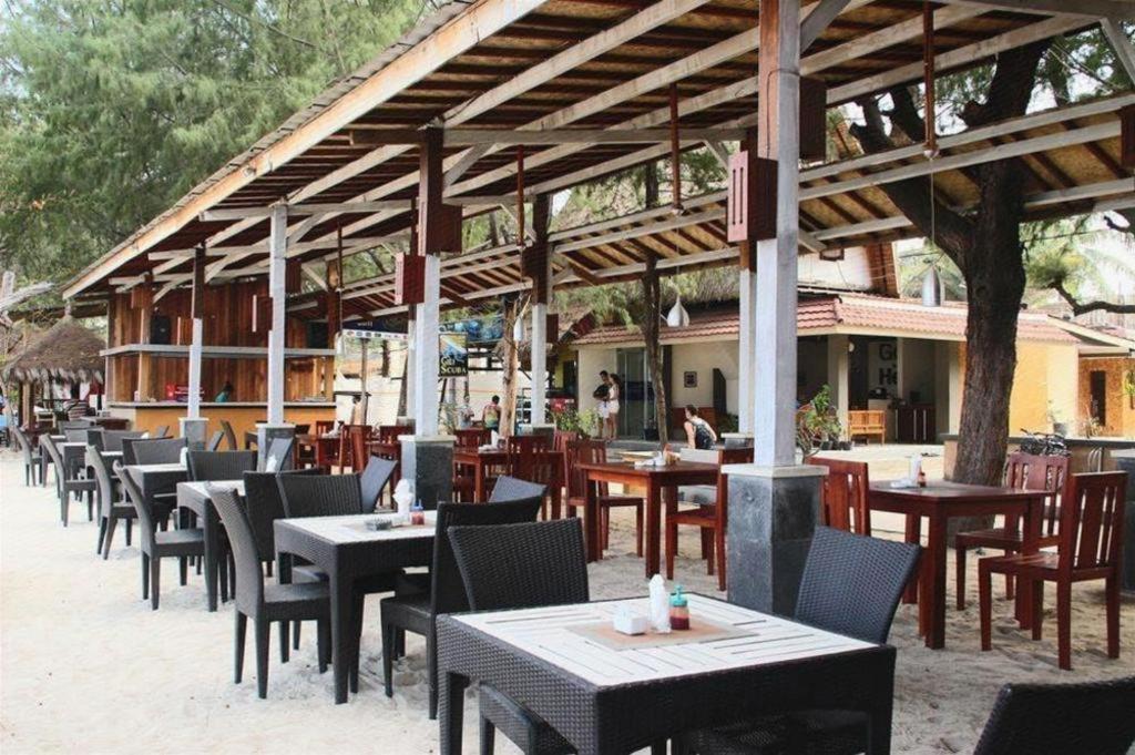 Hotel Good Heart Gili Trawangan Esterno foto